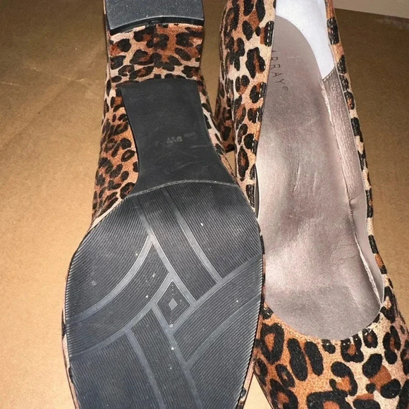 ๐๐๐๐ HOST PICK!!๐๐๐๐๐ - Picture 7 of 11